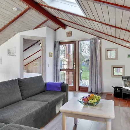 Thurir - 4km From The Sea By Interhome Feriehus