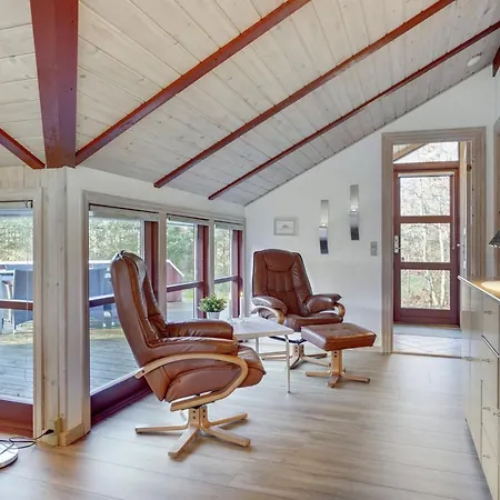 Thurir - 4km From The Sea By Interhome Feriehus *