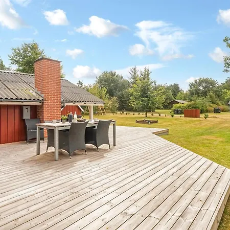 Thurir - 4km From The Sea By Interhome Feriehus *