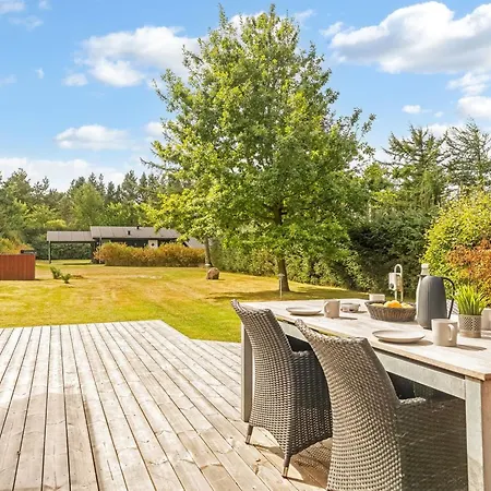 Thurir - 4km From The Sea By Interhome Feriehus *